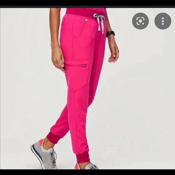Figs Women’s Shocking Pink Zamora Jogger - Picture 4 of 4